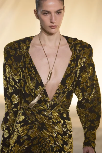Look 106